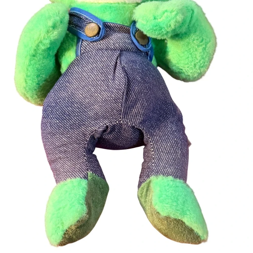 Knickerbocker Country Frog Plush 12